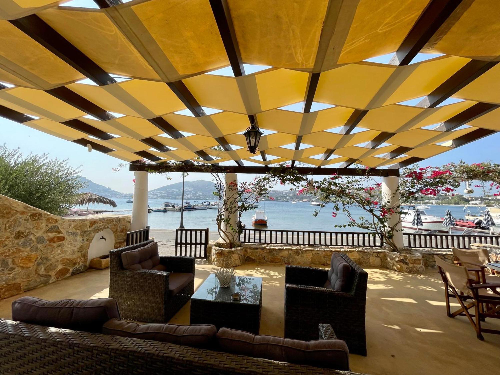 Atlazia Suites Alinda  Exterior photo